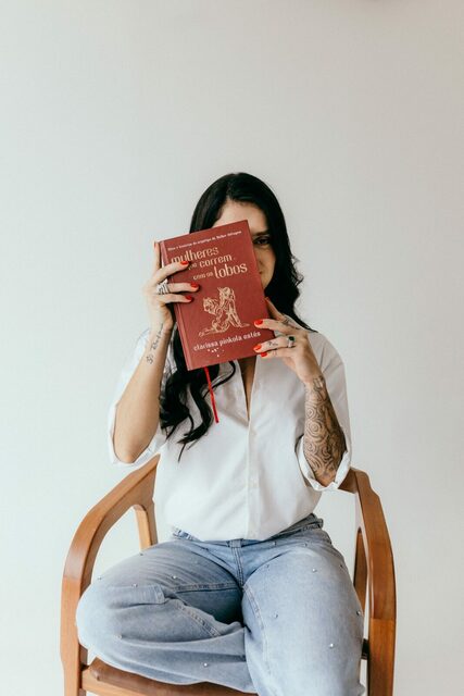 Ensaio de Perfil Profissional em Balneário Camboriú - Jana Astróloga e Mentora 